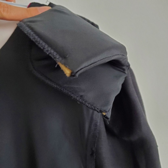 Kira | Colour block black dress - Size 6 sheath with sleeves - Picture 11 of 16